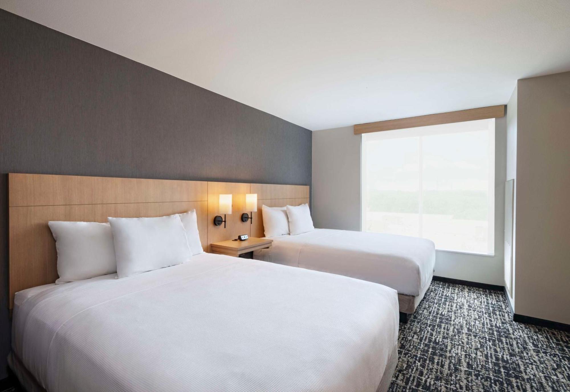 Hotel Hyatt Place Travis/four Points 3*