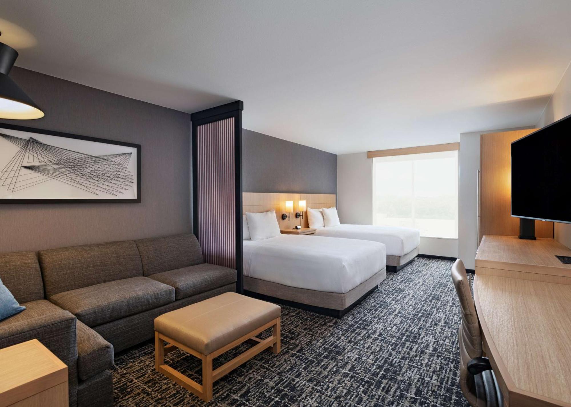 Hyatt Place Travis/four Points Hotel 3*