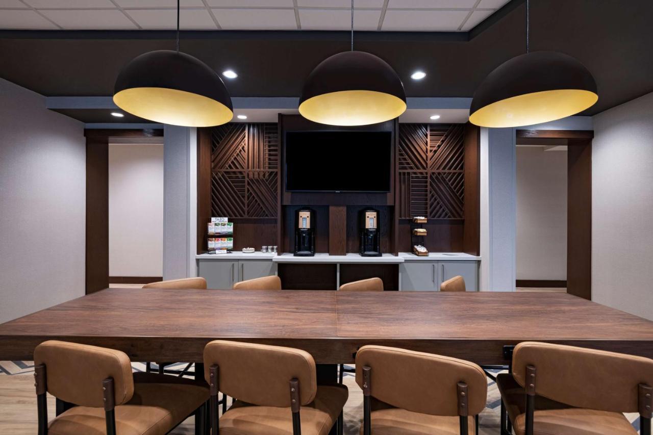 Hyatt Place Travis/four Points 3* Austin